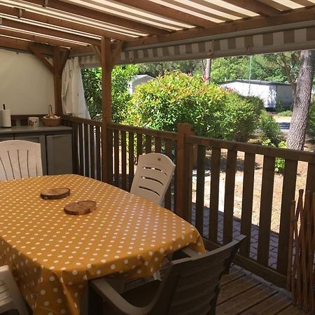 Mobil-Home 4-6 Personnes Saint-Julien-En-Born Bagian luar foto